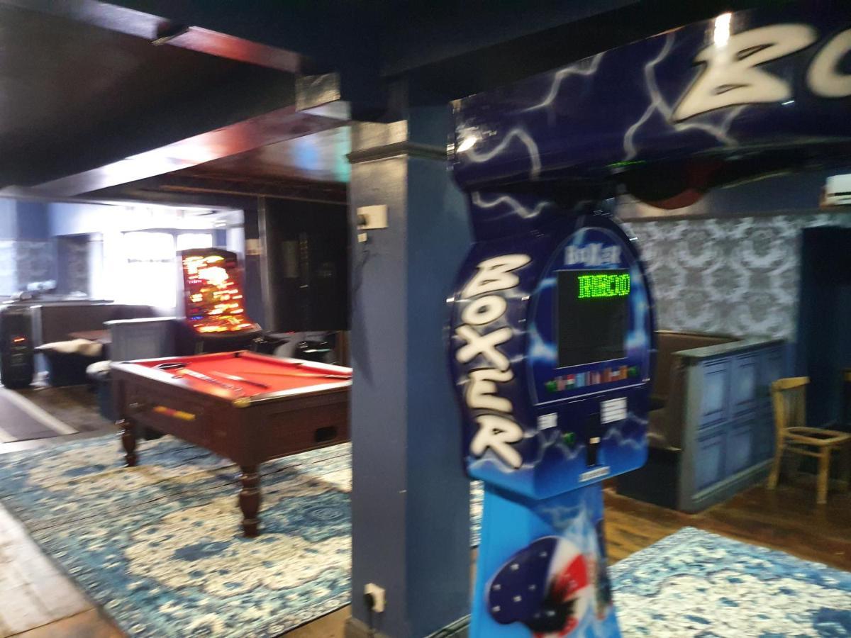 Balkan Hotel Blackpool Esterno foto