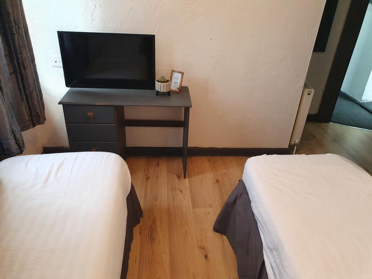Balkan Hotel Blackpool Esterno foto