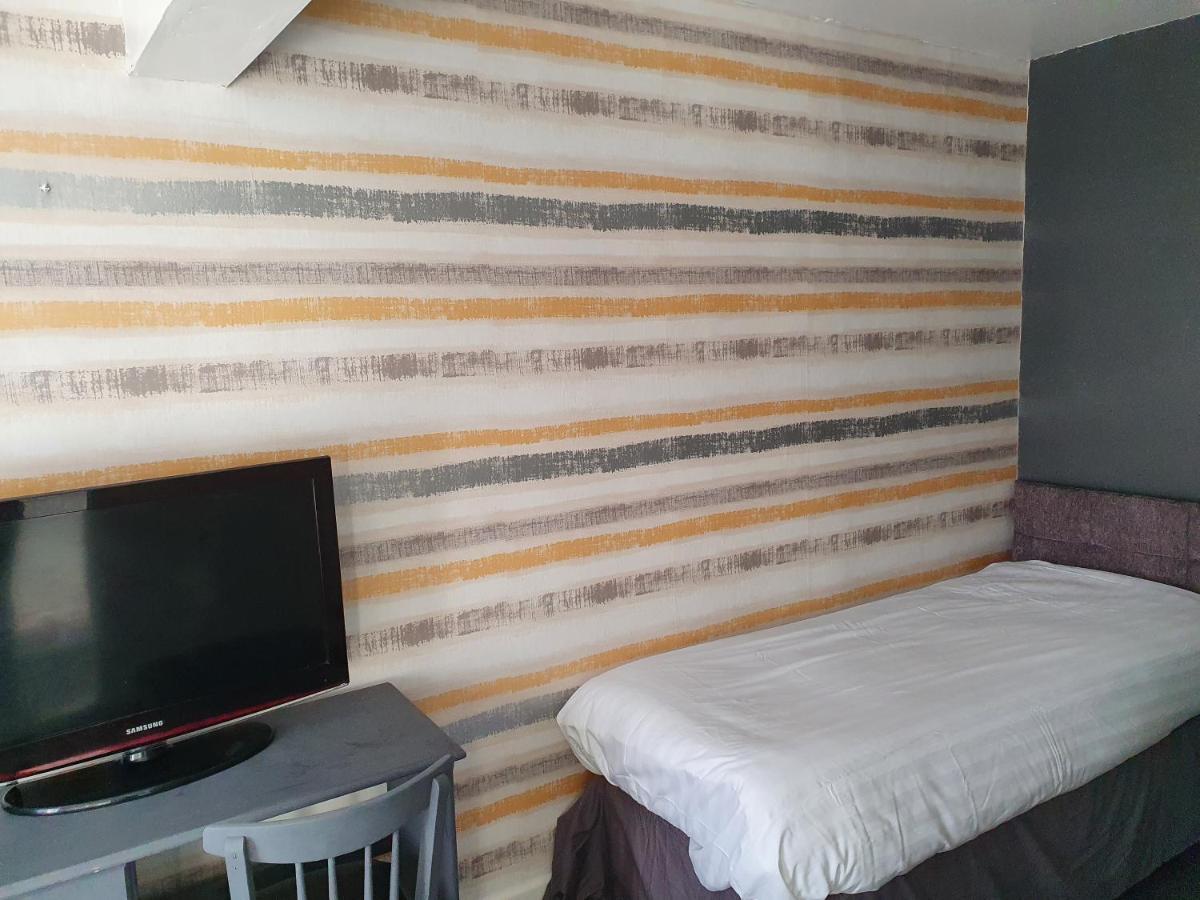 Balkan Hotel Blackpool Esterno foto